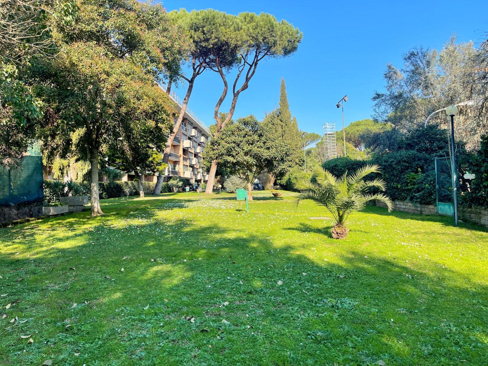 רומא Modern Apartment 10 Min Vatican Parking&Pool מראה חיצוני תמונה
